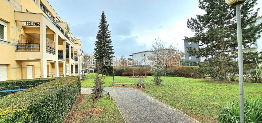 A vendre T4 – 4 pièces – 2 chambres – 115 m²