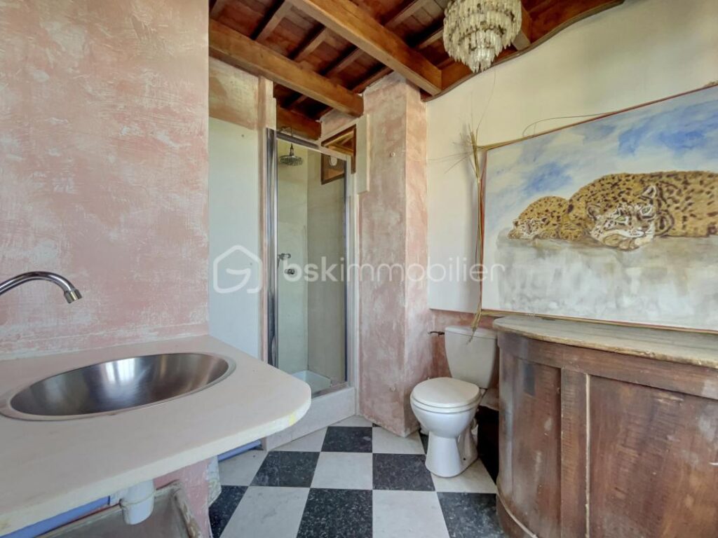 Maison de caractère avec vue panoramique – Ménerbes, Luberon – 9 pièces – 4 chambres – 155 m²