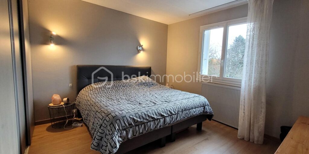 Maison en basse ville de Châteaudun entre ville et nature – 4 pièces – 3 chambres – 81 m²