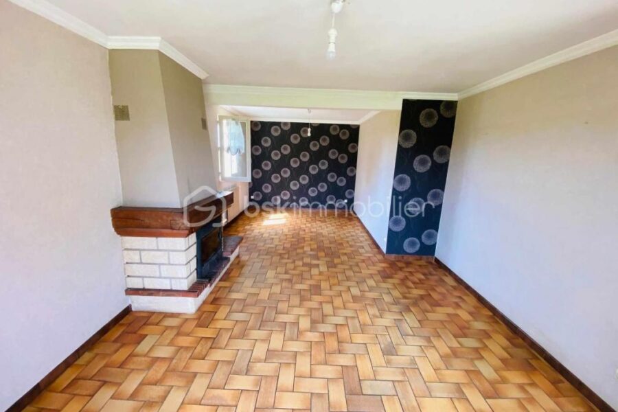 Maison à vendre à Mohon