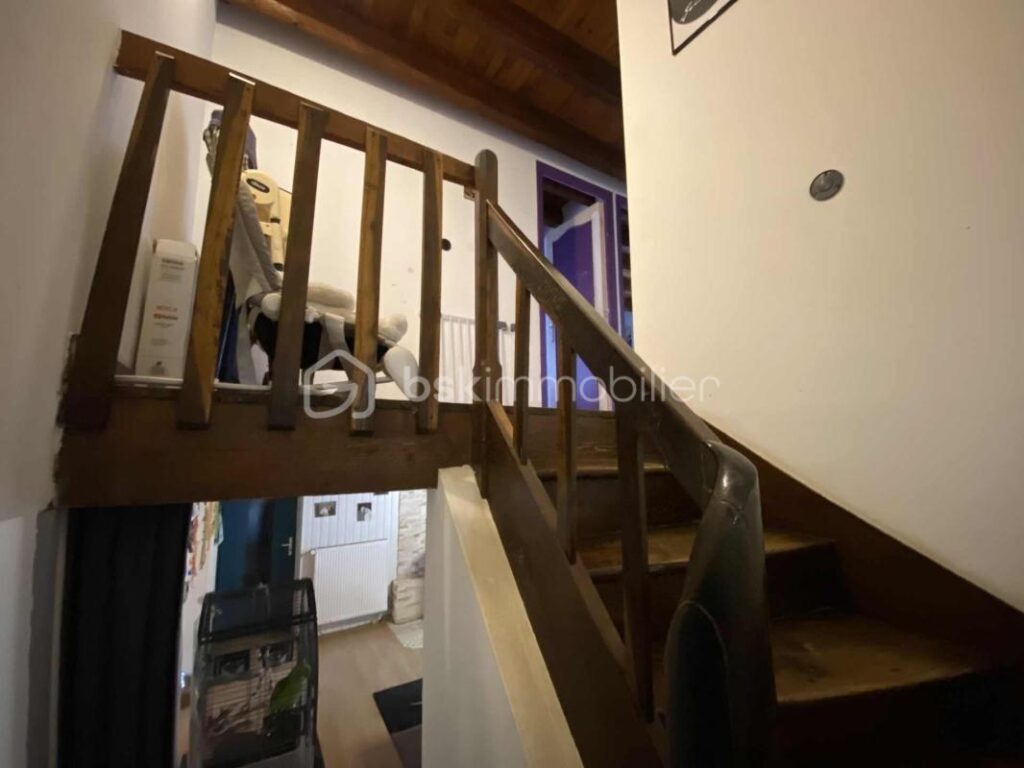 Maison en Pierre de 105 M² (3 Chambres ) – 4 pièces – 3 chambres – 103 m²