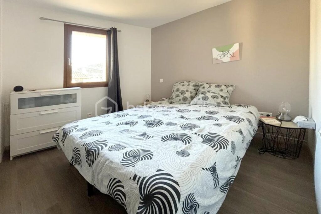 Cet immeuble est l’investissement que vous cherchez ! – 5 pièces – 3 chambres – 150 m²