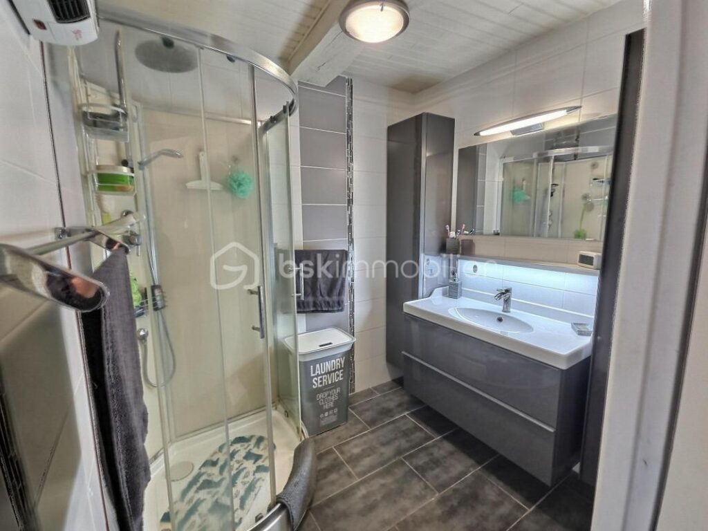 Maison de ville – 4 pièces – 2 chambres – 138 m²