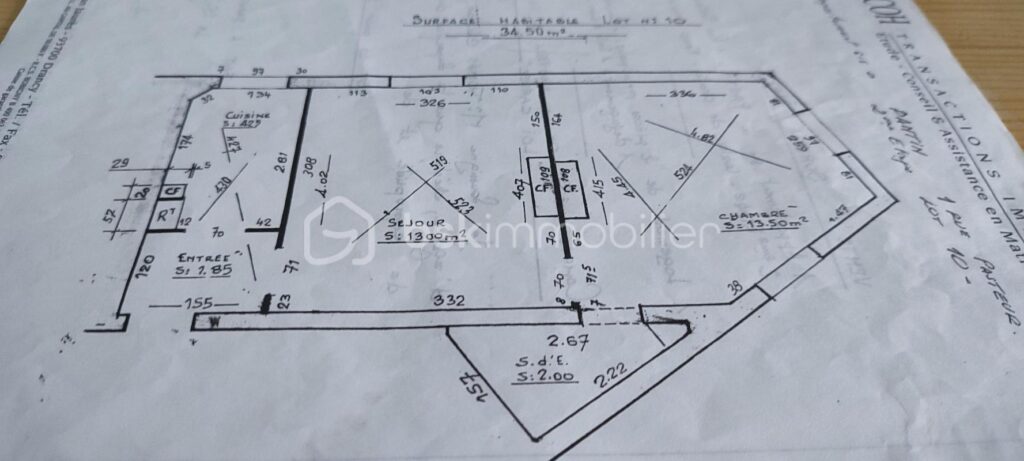 Appartement 2 pièces avec cave en sous-sol, proche métro 7 quatre chemins et RER E Pantin – 2 pièces – 1 chambre – 35 m²