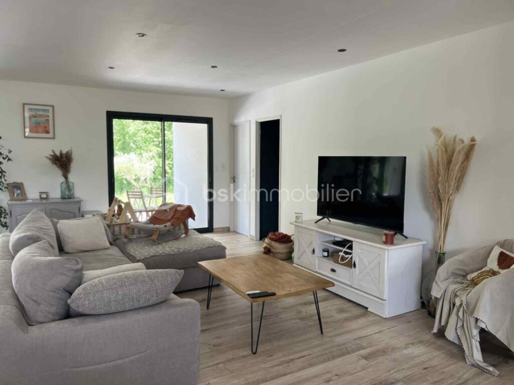 Superbe maison de plain-pied sous garantie décennale – 5 pièces – 4 chambres – 121 m²