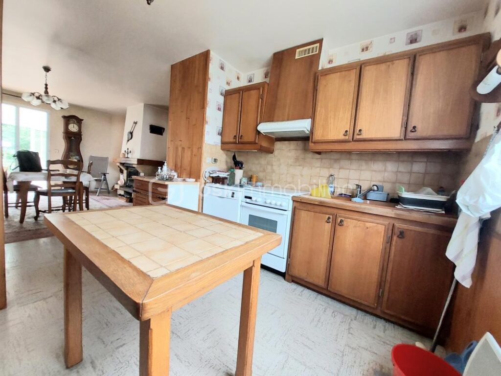 Maison 5 pièces 3 chambres – 4 pièces – 3 chambres – 114 m²