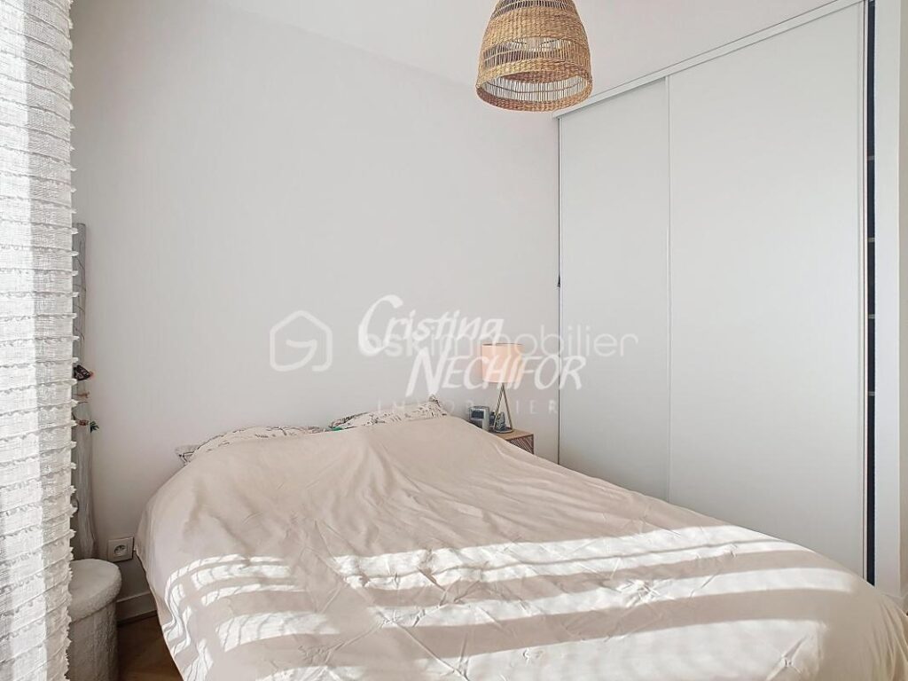 🏡 À Montévrain – Superbe F3 au Dernier étage avec Balcon, 2 places de Parking et Cave – Quartier du Parc des Frênes – 3 pièces – 2 chambres – 62 m²