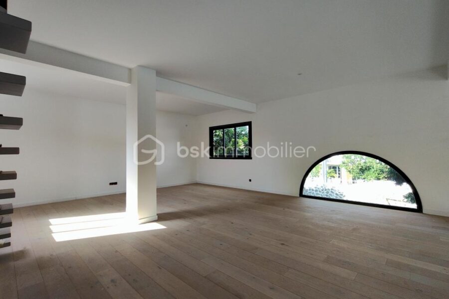 Maison à vendre à Saint paul — Vue sur la ville — photo 12