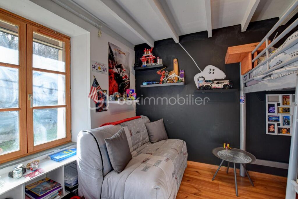 visite virtuelle à 360 sur le site ”jeancrimmo” – 5 pièces – 3 chambres – 98 m²