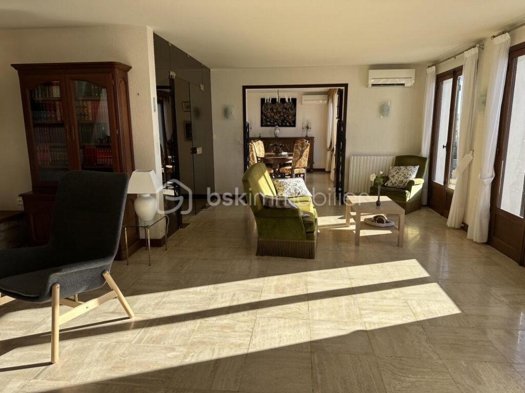 EXCLUSIVITE A SAISIR – 4 pièces – 2 chambres – 118 m²