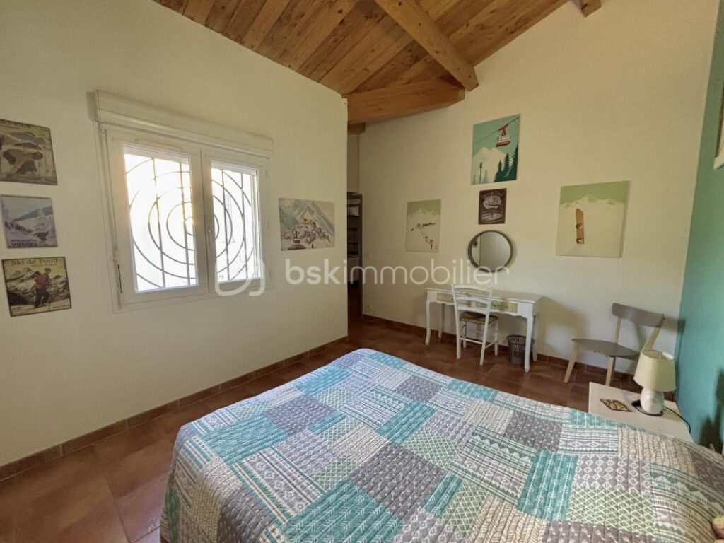 Villa en copropriété avec vue dominante sur Clermont l’Hérault – 4 pièces – 2 chambres – 110 m²