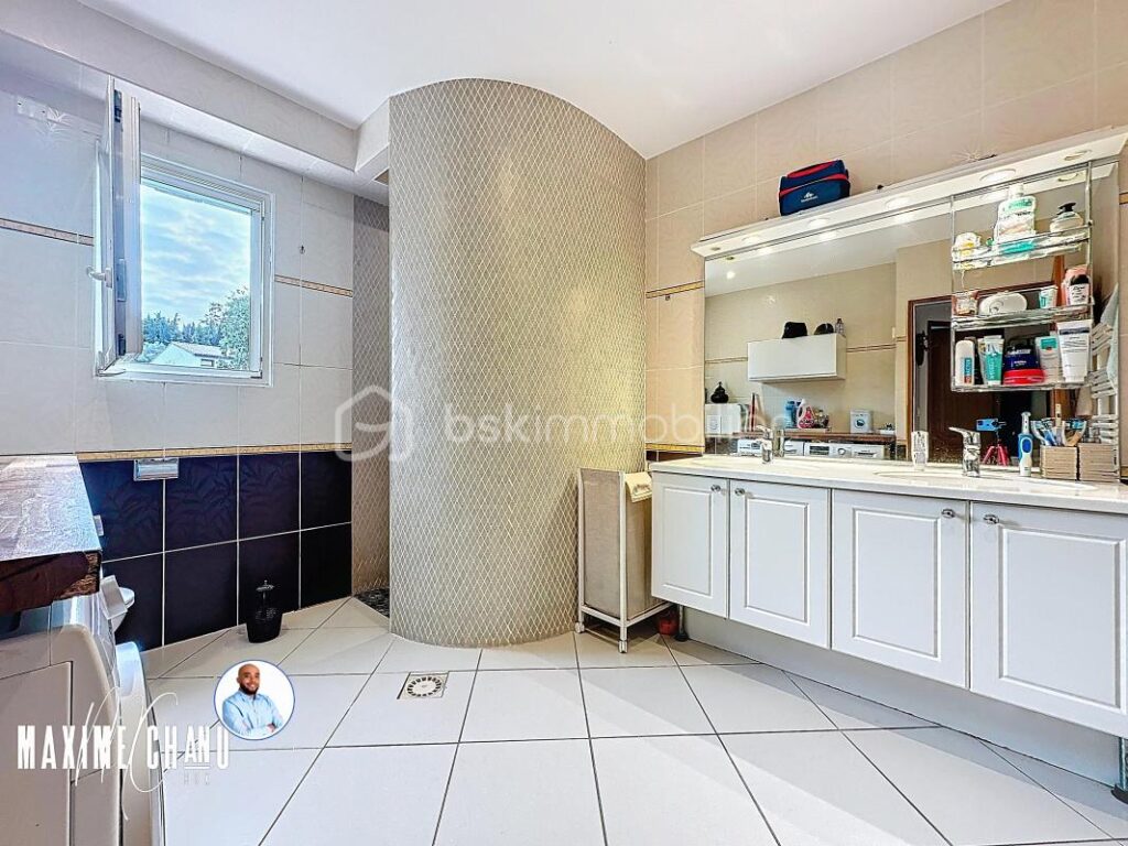 À Vendre : Belle Maison de 155 m² à Gignac, au Calme et Proche du Centre – 5 pièces – 4 chambres – 155 m²