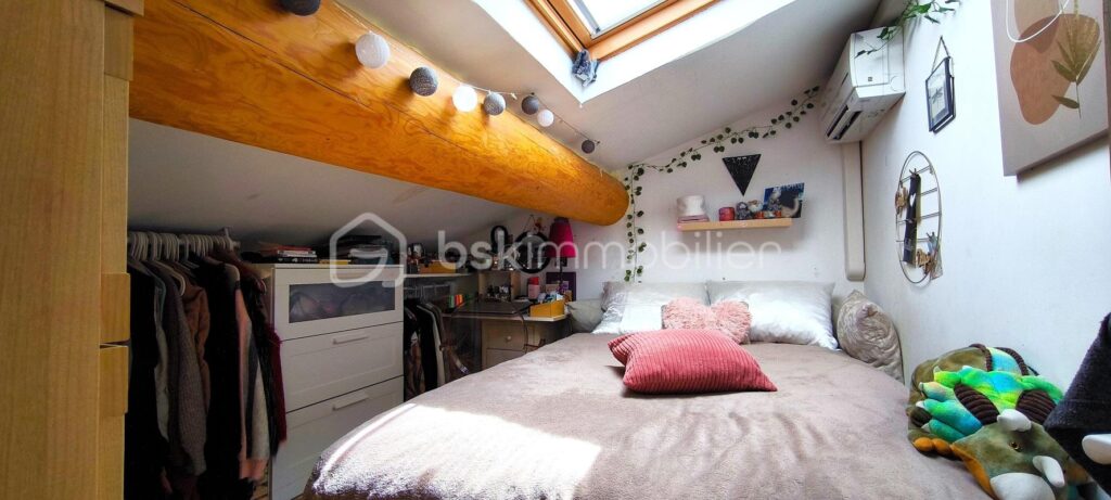 Magnifique appartement situé sur Lambesc , avec une place de parking privée extérieur inclus – 3 pièces – 2 chambres – 44 m²