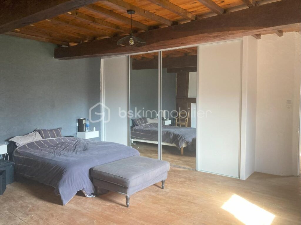 Authenticité et sérénité : corps de ferme à Duffort ! – 4 pièces – 3 chambres – 145 m²