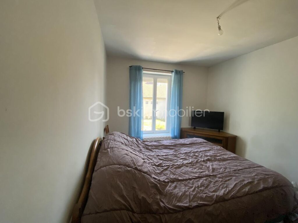 Longère de 65 m2 secteur Courville sur Eure – 3 pièces – 1 chambre – 65 m²