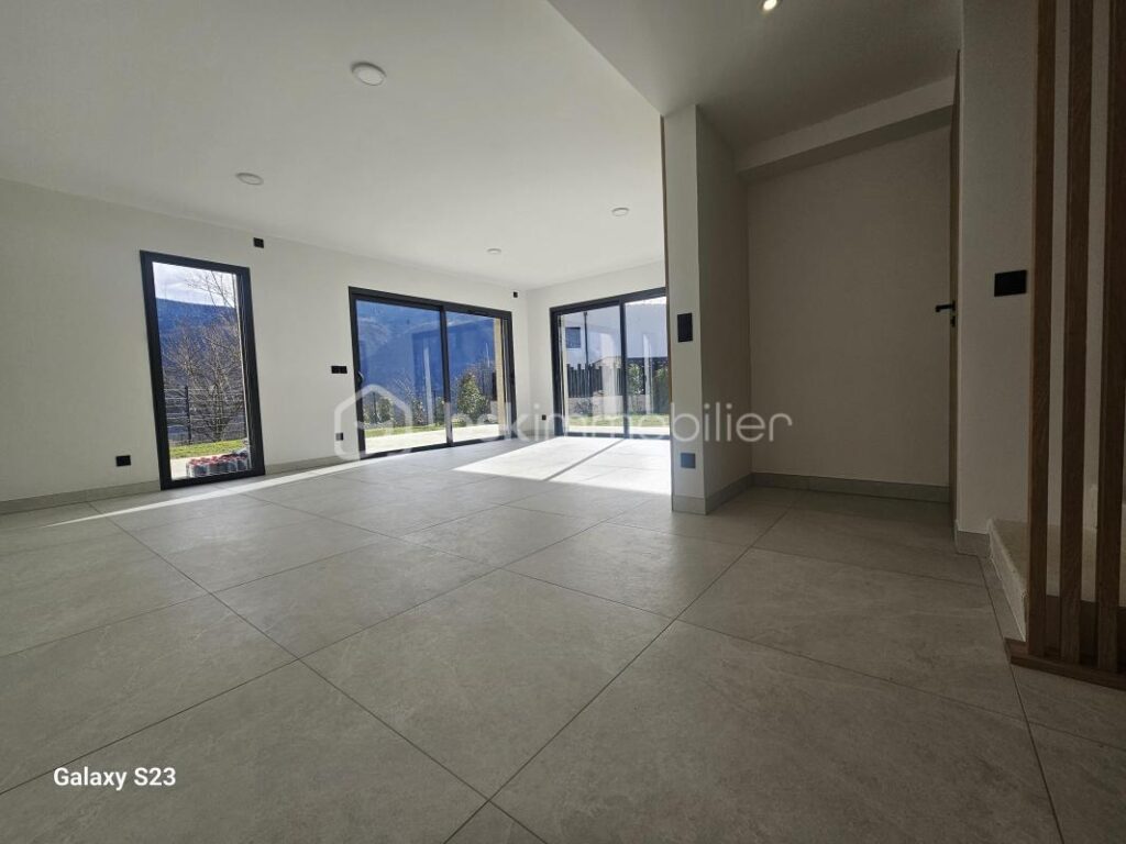 Nouveauté – Maison individuelle neuve 12/2025 – Brié-et-Angonnes – 5 pièces – 4 chambres – 85 m²