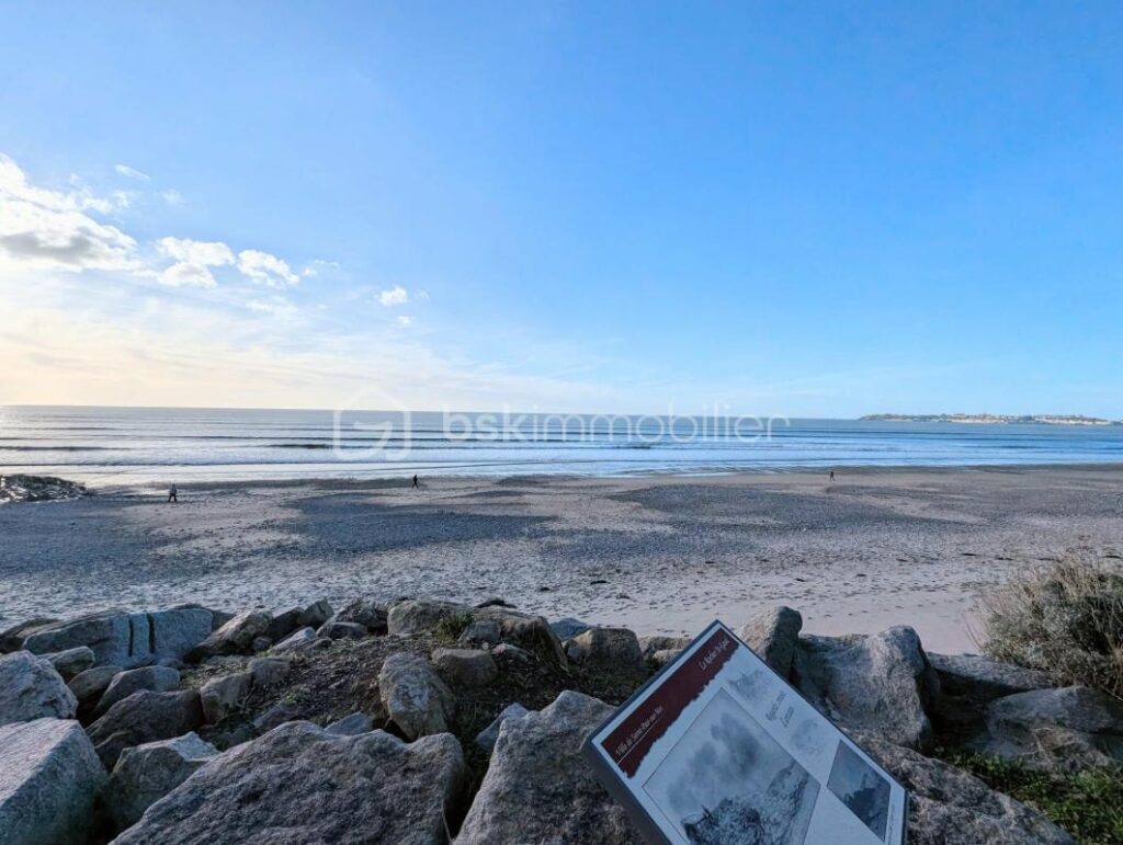 Appartement duplex vue mer avec parking – 2 pièces – 1 chambre – 28 m²