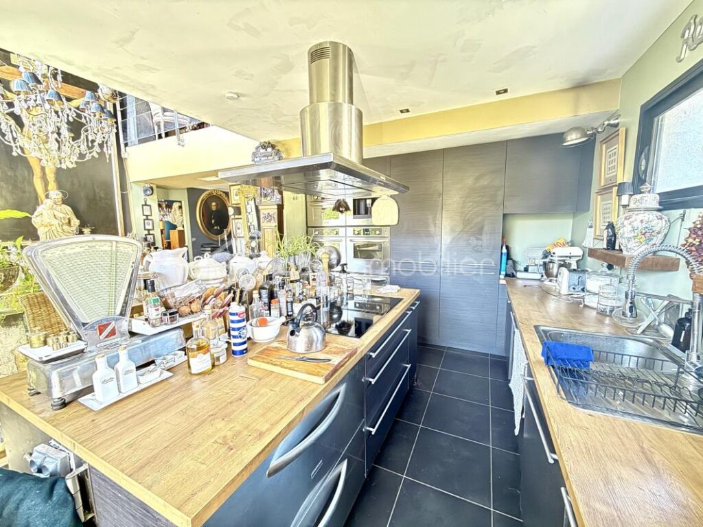 villa prestige – 6 pièces – 6 chambres – 182 m²