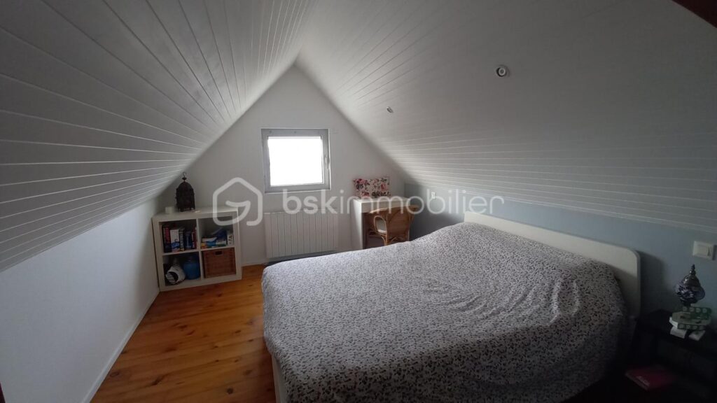 A Lancieux – Proche de la plage – Superbe appartement de 98,90 m² avec garage et parking – 5 pièces – 4 chambres – 98 m²