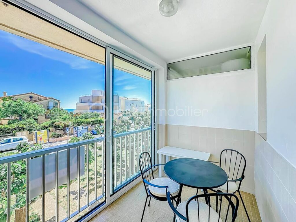 *** Appartement T3 rénové avec parking Vue MER à PALAVAS *** – 3 pièces – 2 chambres – 60 m²
