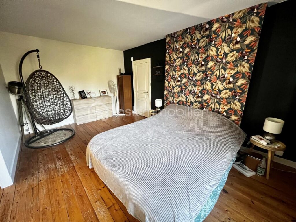 Submergez-vous dans une oasis de tranquillité à quelques minutes de Crécy la Chapelle! – 6 pièces – 4 chambres – 150 m²