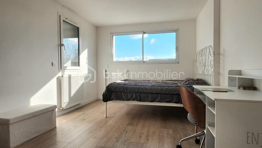 Maison construite en 2020 à haute performance énergétique – 6 pièces – 5 chambres – 170 m²