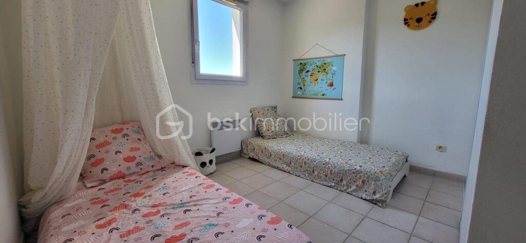 Maison 2 faces – Vue mer & montagne – 82 m² + garage 30 m² – À 50 m de la plage des Elmes – 4 pièces – 3 chambres – 82 m²