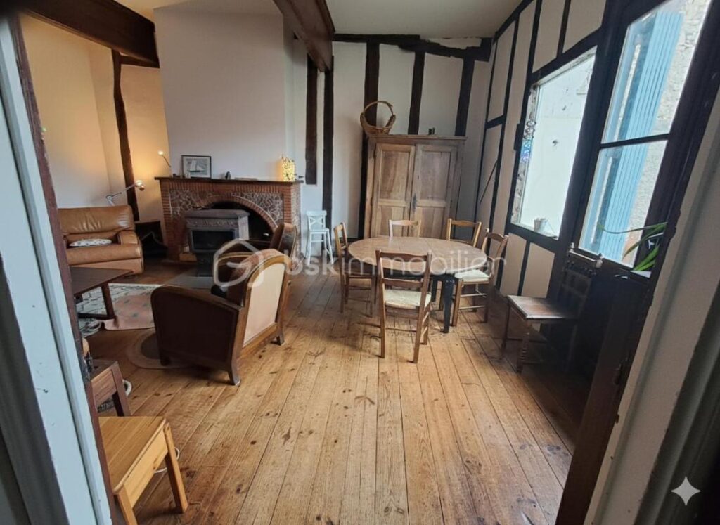 RARE à la Bastide-de-Sérou : Bâtisse Historique de 1745, Piscine & Vue Montagnes – 9 pièces – 5 chambres – 260 m²