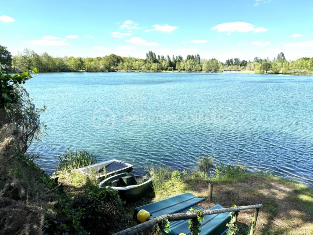 Terrain équipée d&rsquo;un magnifique mobil-home – NR pièces – NR chambres – 200 m²