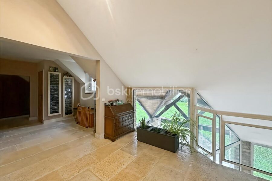 Maison à vendre à Janville sur juine