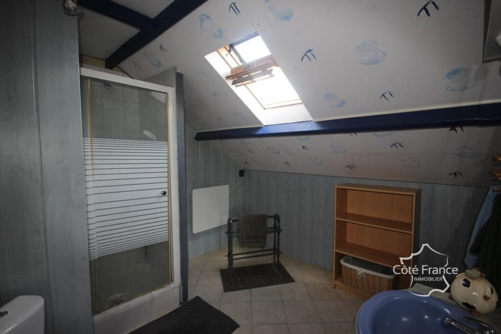 HIERGES Pavillon individuel de plain pied sur sous-sol compl – 5 pièces – 3 chambres – 135 m²