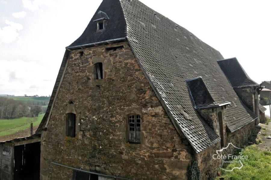 Maison à vendre à Saint-Santin-de-Maurs — Vue nature — photo 12