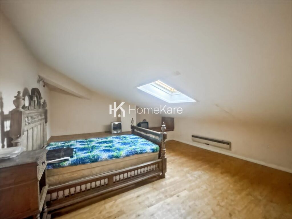 UNE VUE IMPRENABLE !!! – 11 pièces – 4 chambres – 280 m²