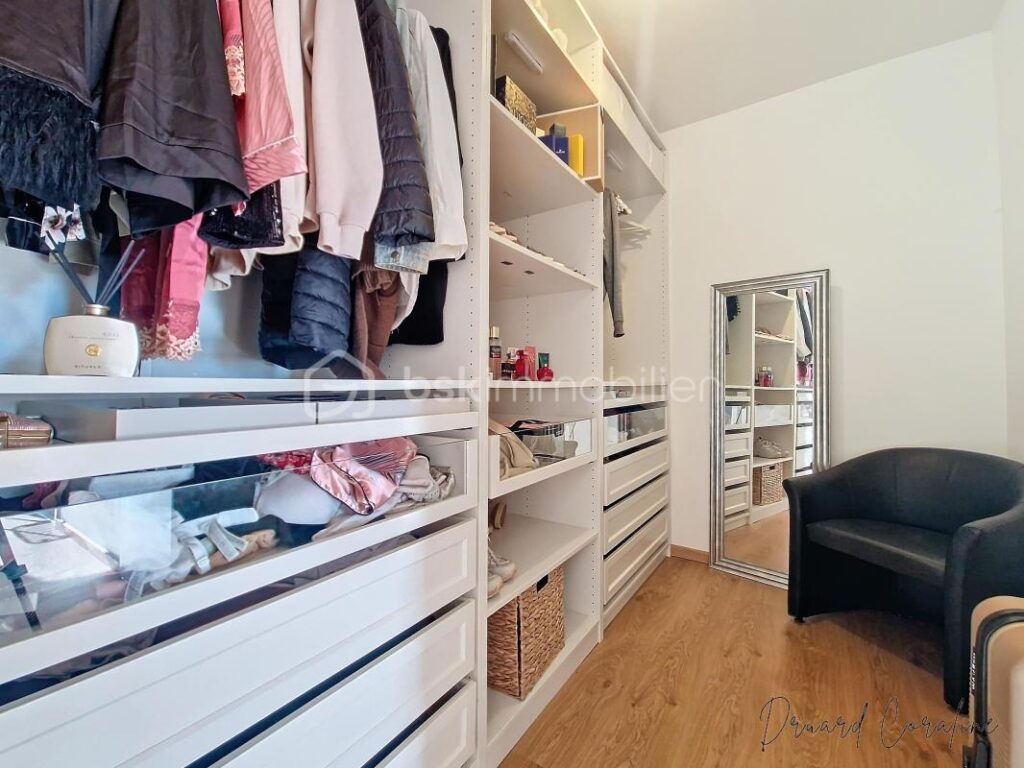 Grand T3 avec double balcon – 3 pièces – 2 chambres – 79 m²