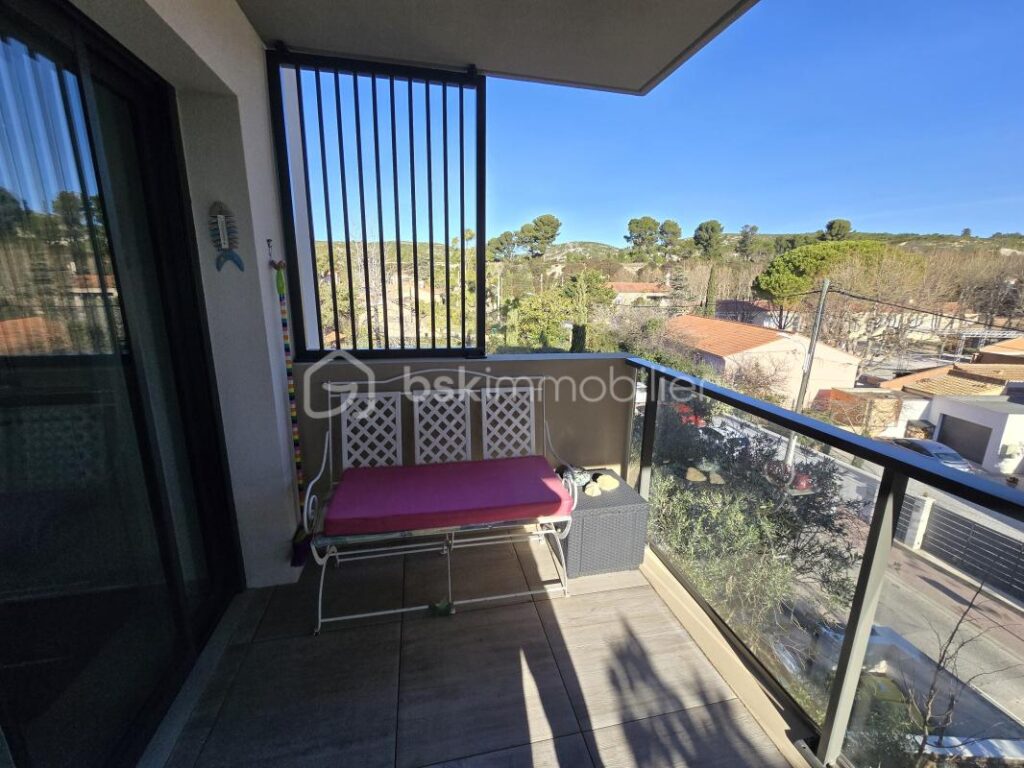 Vivez l’exception au cœur de Carry-le-Rouet : un appartement de standing avec solarium et aperçu mer, dans une résidence récente et intimiste – 2 pièces – 1 chambre – 41 m²