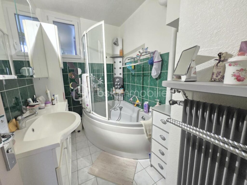 Magnifique Appartement de type T4 de 79m² à Nevers – 4 pièces – 2 chambres – 79 m²