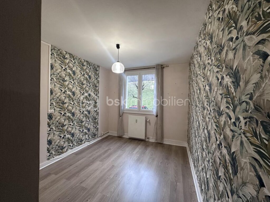 Appartement T4/5 de 90 m² – Cave, parking – Quartier Belvédère – 5 pièces – 3 chambres – 89 m²