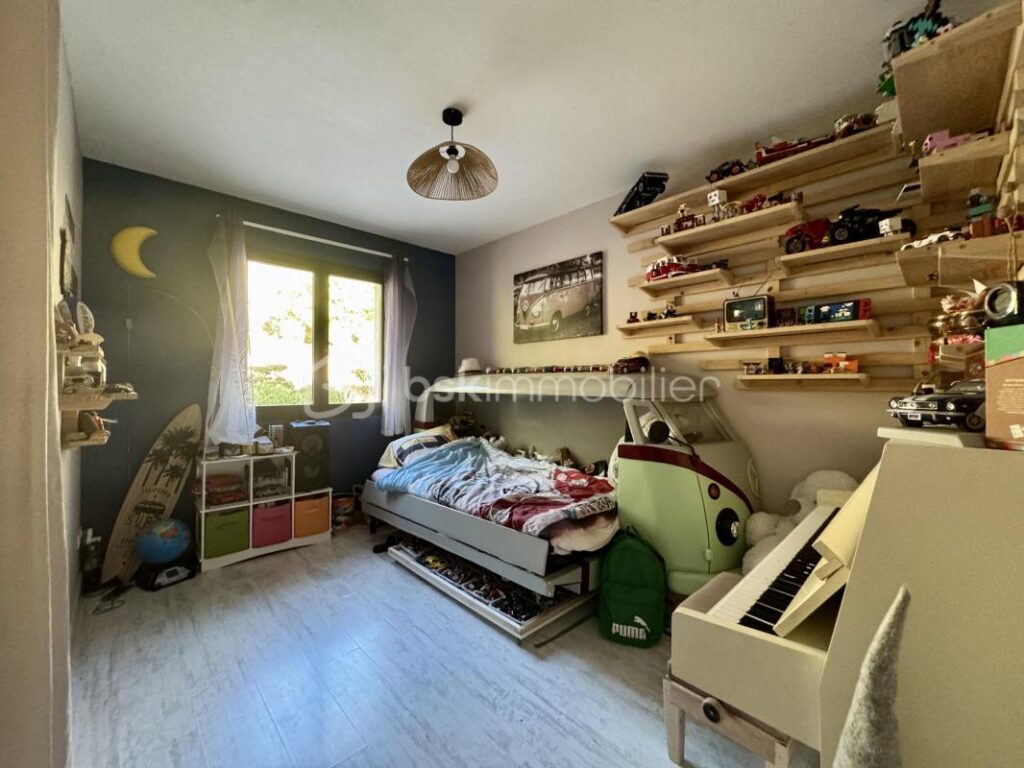 Maison contemporaine de 212 m2 avec grand terrain – Belleserre (81) – 7 pièces – 4 chambres – 212 m²