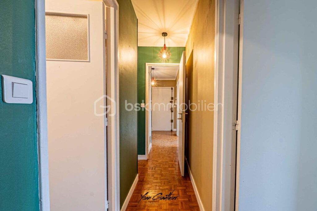 Superbe opportunité, T4 au dernier étage avec ascenseur – 4 pièces – 3 chambres – 83 m²