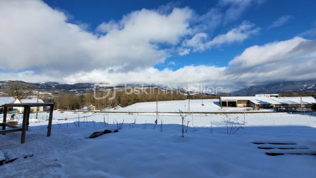 Coup de Cœur : Villa Moderne 2021, Séjour Cathédrale & DPE A (Proche Gap) – 5 pièces – 4 chambres – 113 m²