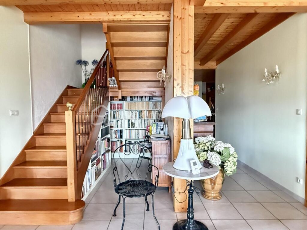 MAISON CONTEMPORAINE 152 M2 – TERRAIN – 3150 M2 – SAINT-CASSIEN – 5 pièces – 3 chambres – 152 m²