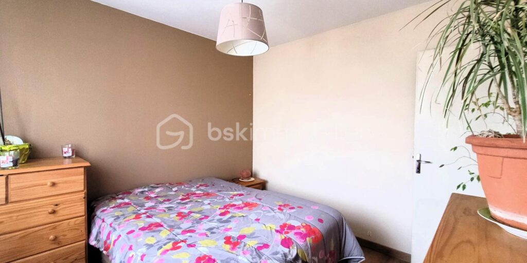 Maison en basse ville de Châteaudun entre ville et nature – 4 pièces – 3 chambres – 81 m²