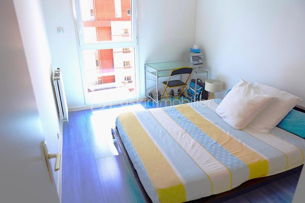 CRÉTEIL POINTE DU LAC – T5 D’EXCEPTION – DPE CLASSE C – ÉTAGE ÉLEVÉ – 5 pièces – 3 chambres – 78 m²