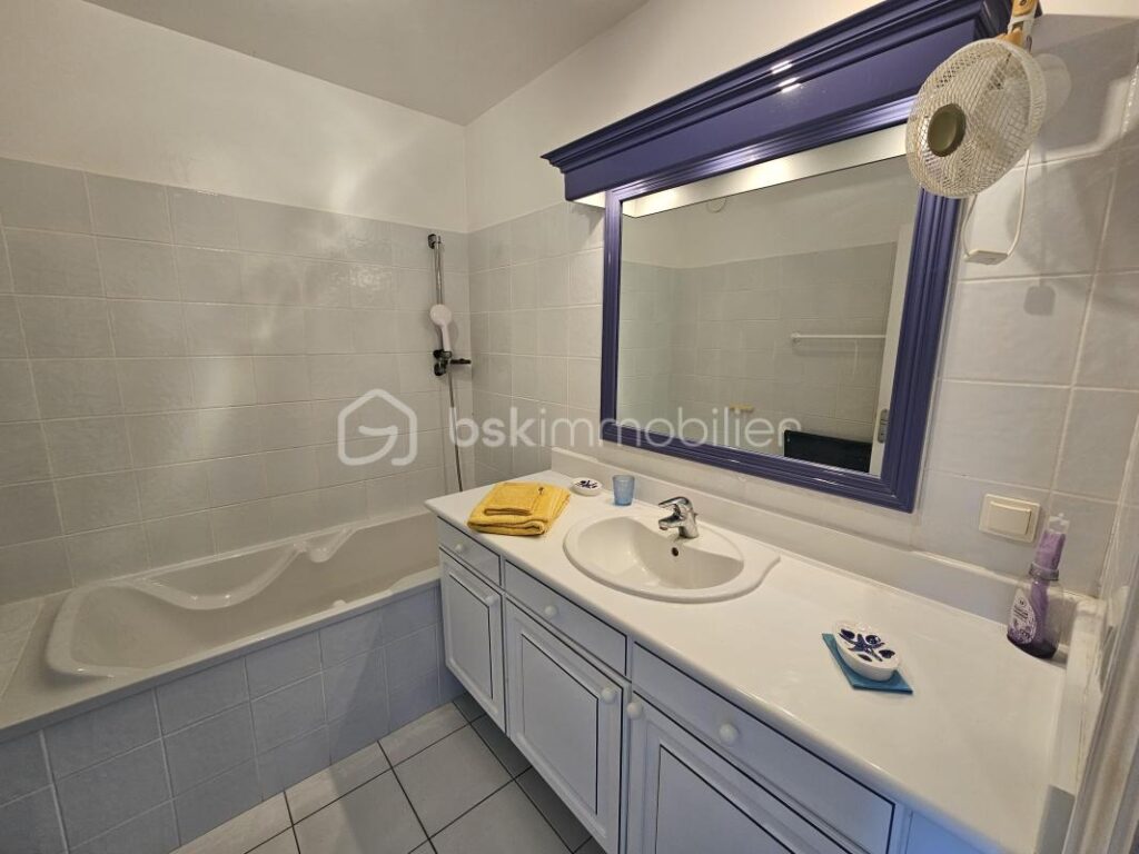 APPARTEMENT T2- LE SAVANNAH- BORD DE MER- VUE LAGON – 2 pièces – 1 chambre – 61 m²