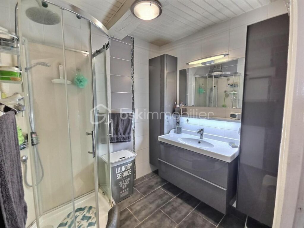 Maison de ville – 4 pièces – 2 chambres – 138 m²