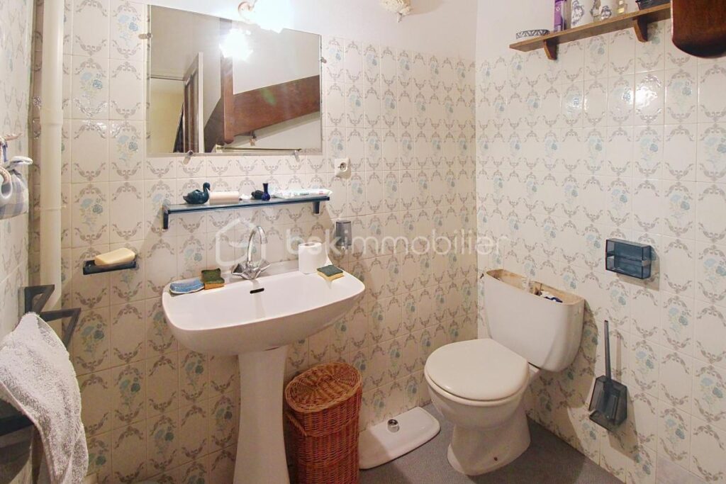 Entre Larzac et Cévennes. Maison de maître d’exception, vallée de la Dourbie NANT – 8 pièces – 3 chambres – 145 m²