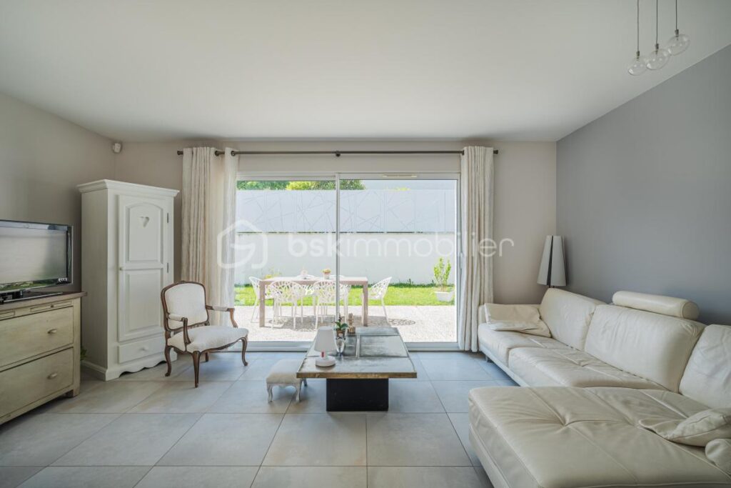 Maison 102 m2 – 4 pièces – 3 chambres – 102 m²