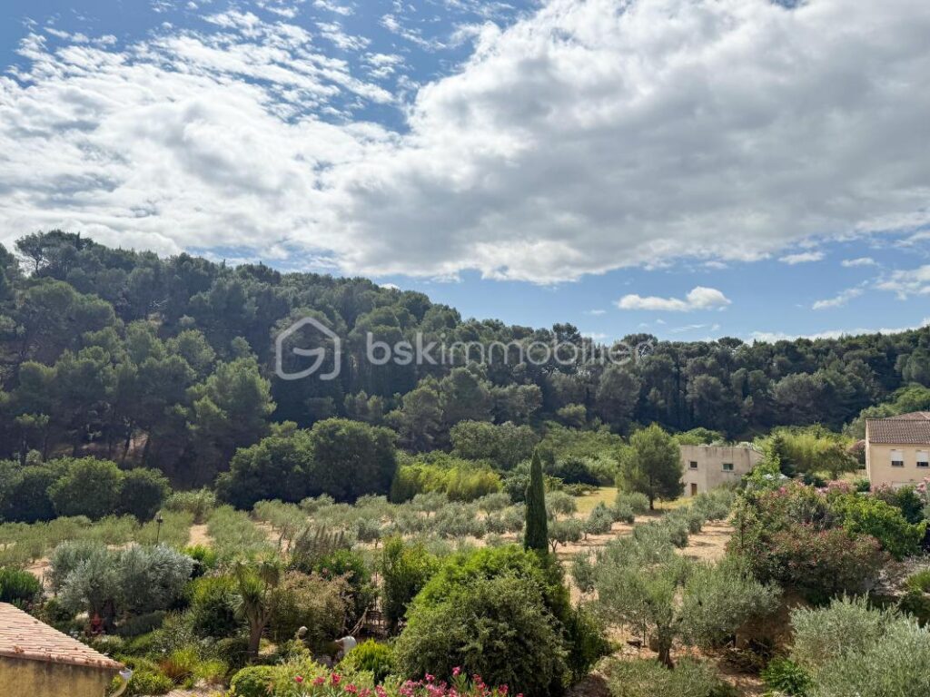 Aspiran Maison bourgeoise avec superbe vue, piscine et fort potentiel d’aménagement – 6 pièces – 5 chambres – 207 m²