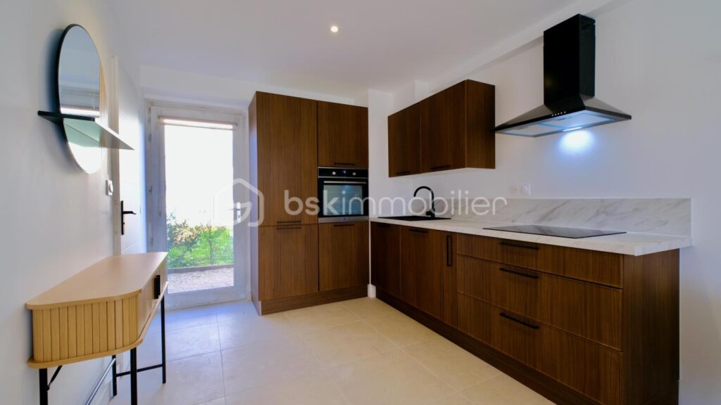 Maison 3 pièces – 3 pièces – 2 chambres – 75 m²