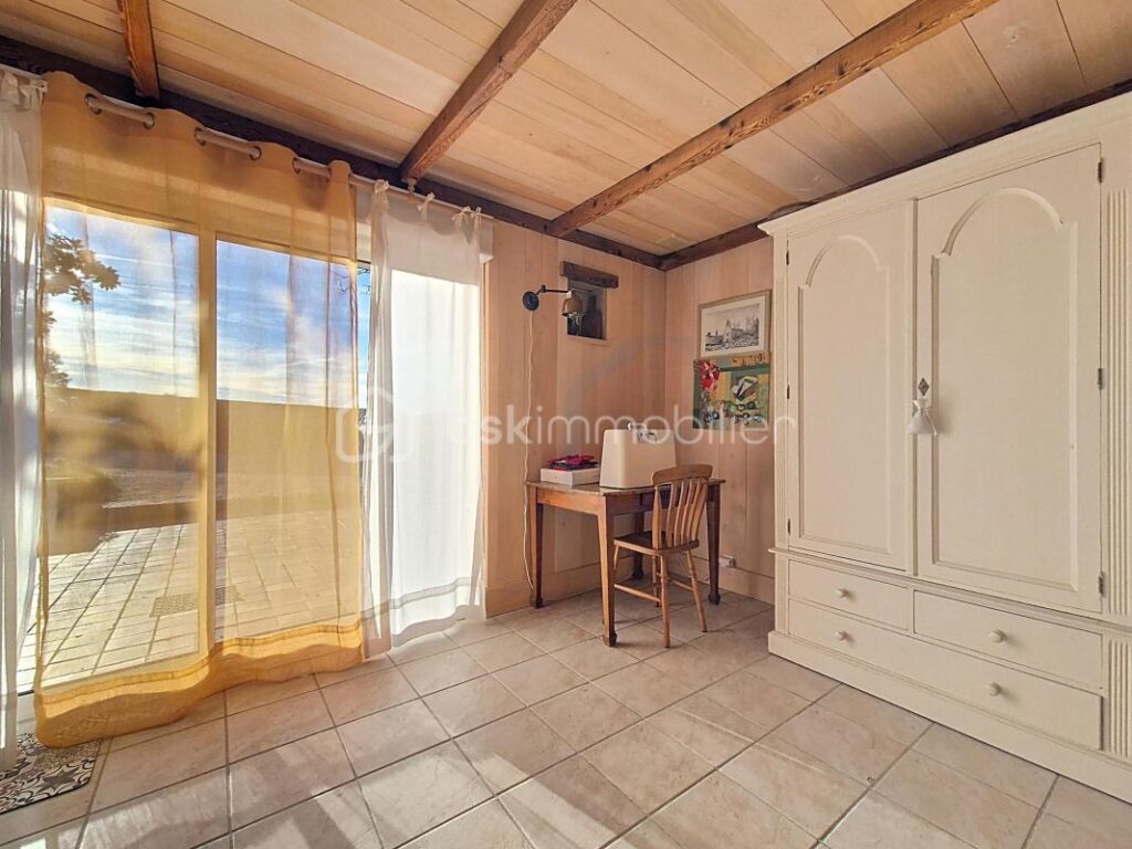 ‘Lauzerte – Maison + Gîte + Piscine : le charme, le confort… et la rentabilité !’ – 7 pièces – 4 chambres – 132 m²